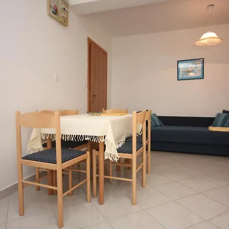 By The Sea Drage, Biograd - 6171 דירה
